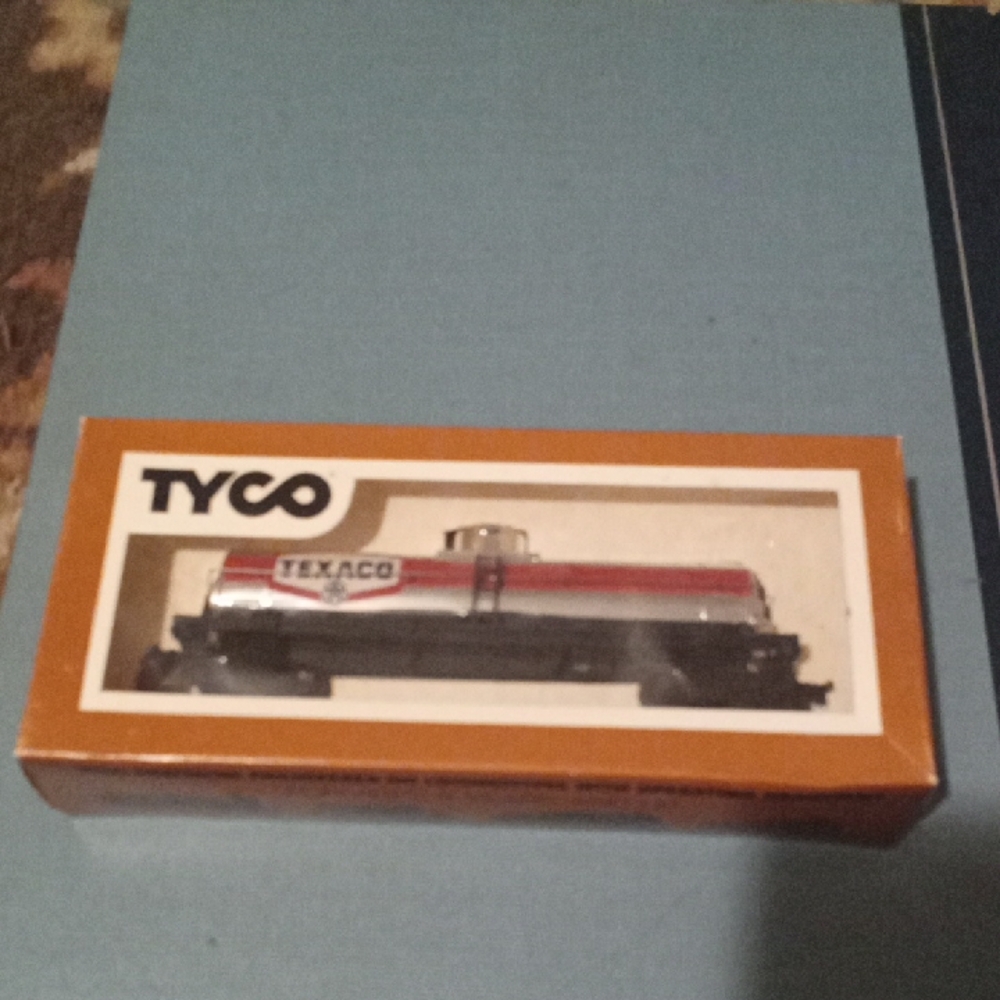 Tyco Silver Texaco Tank Car
